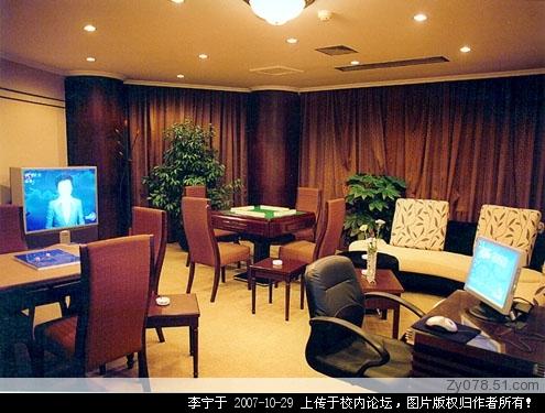 上海最嚣张的网吧~~~~